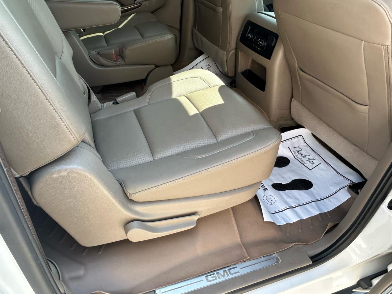 GMC Yukon XL 4WD 4dr SLT 2017