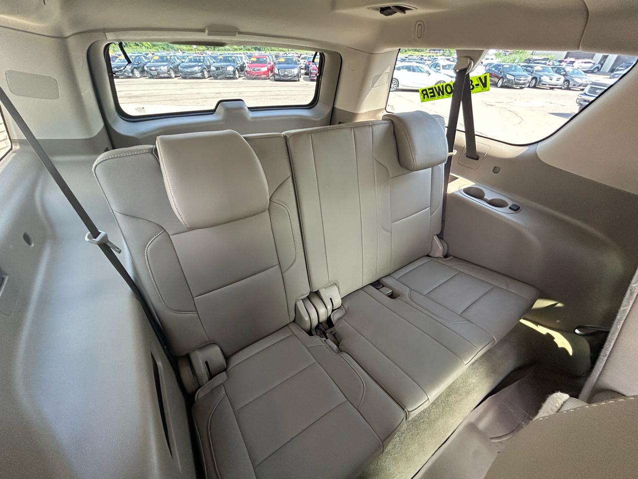 GMC Yukon XL 4WD 4dr SLT 2017