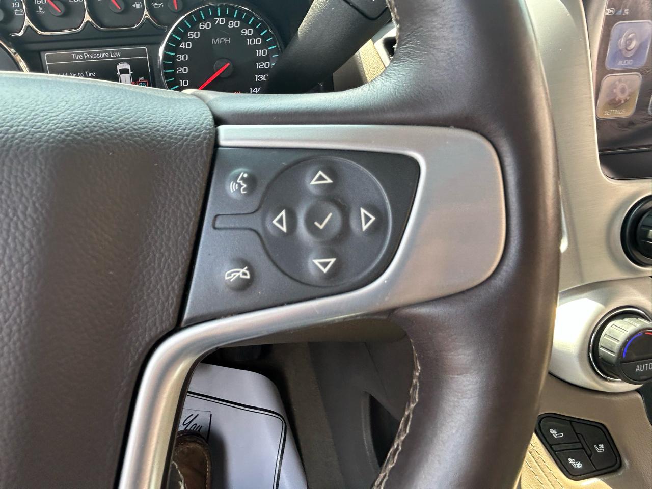GMC Yukon XL 4WD 4dr SLT 2017