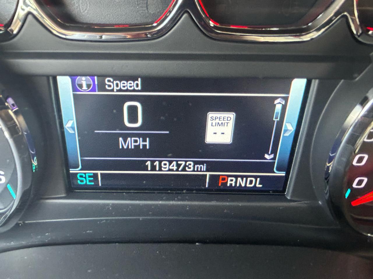 GMC Yukon XL 4WD 4dr SLT 2017