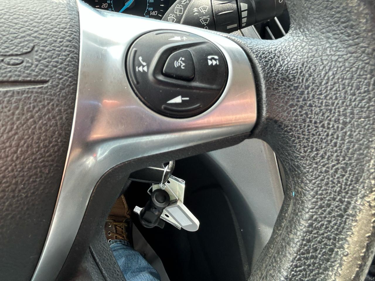 Ford Escape 4WD 4dr SE 2015