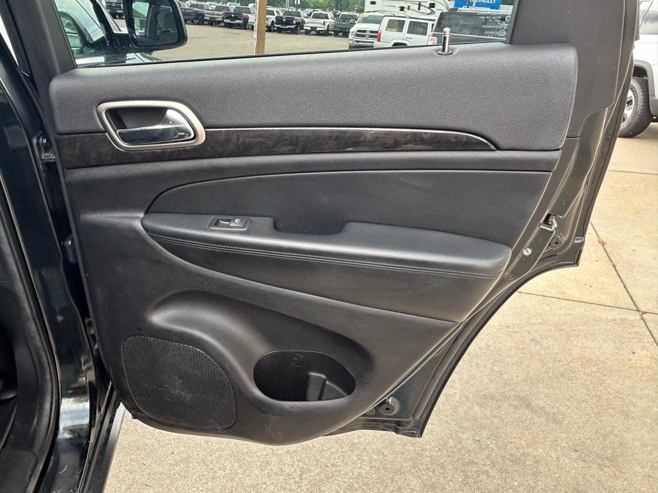 Jeep Grand Cherokee 4WD 4dr Laredo 2013