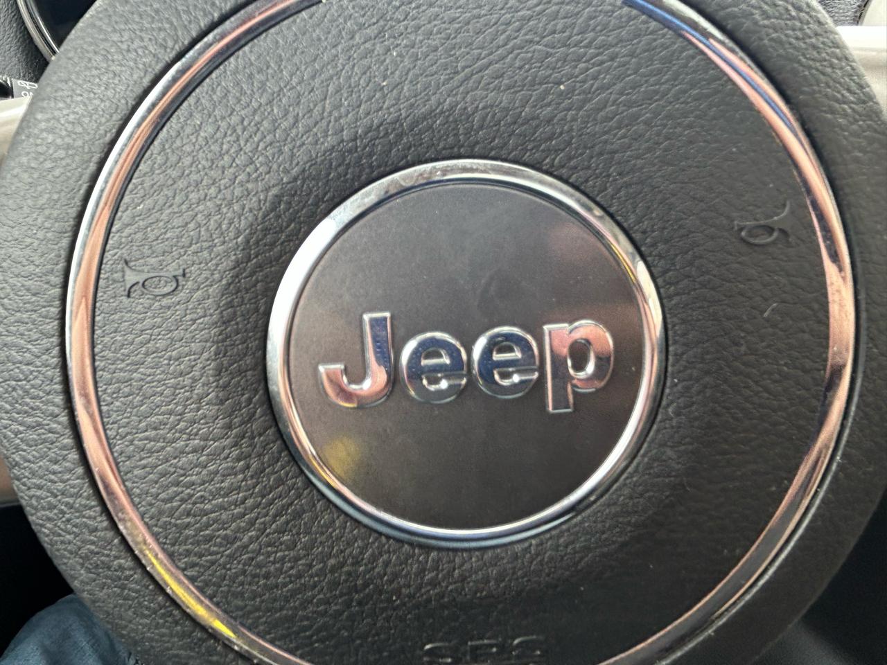 Jeep Grand Cherokee 4WD 4dr Laredo 2013
