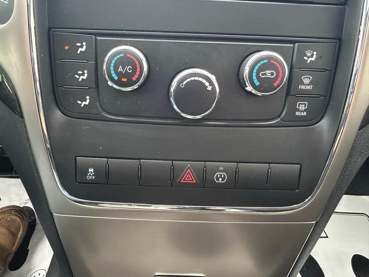 Jeep Grand Cherokee 4WD 4dr Laredo 2013