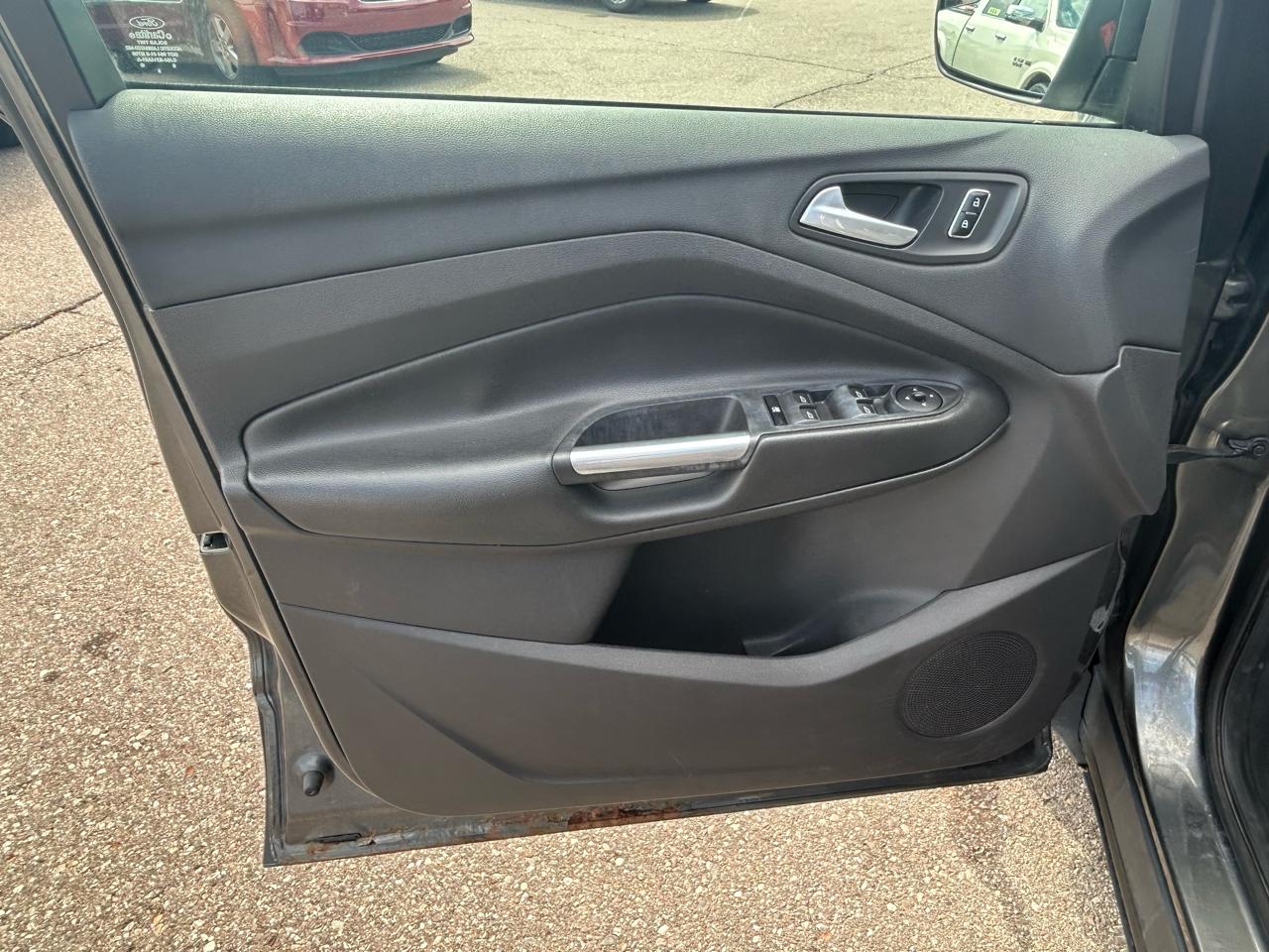 Ford Escape 4WD 4dr SE 2016