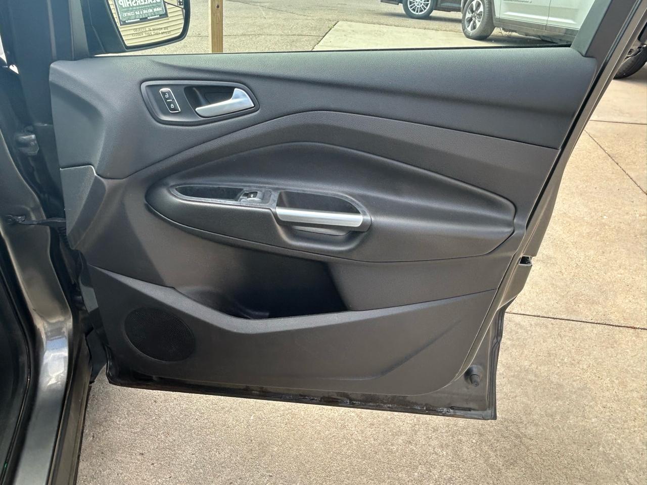 Ford Escape 4WD 4dr SE 2016
