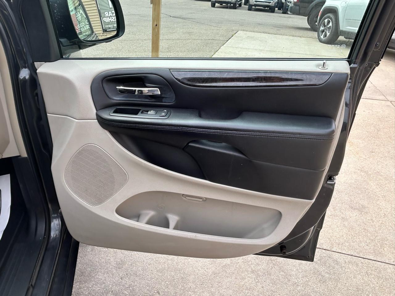 Dodge Grand Caravan 4dr Wgn Crew 2012