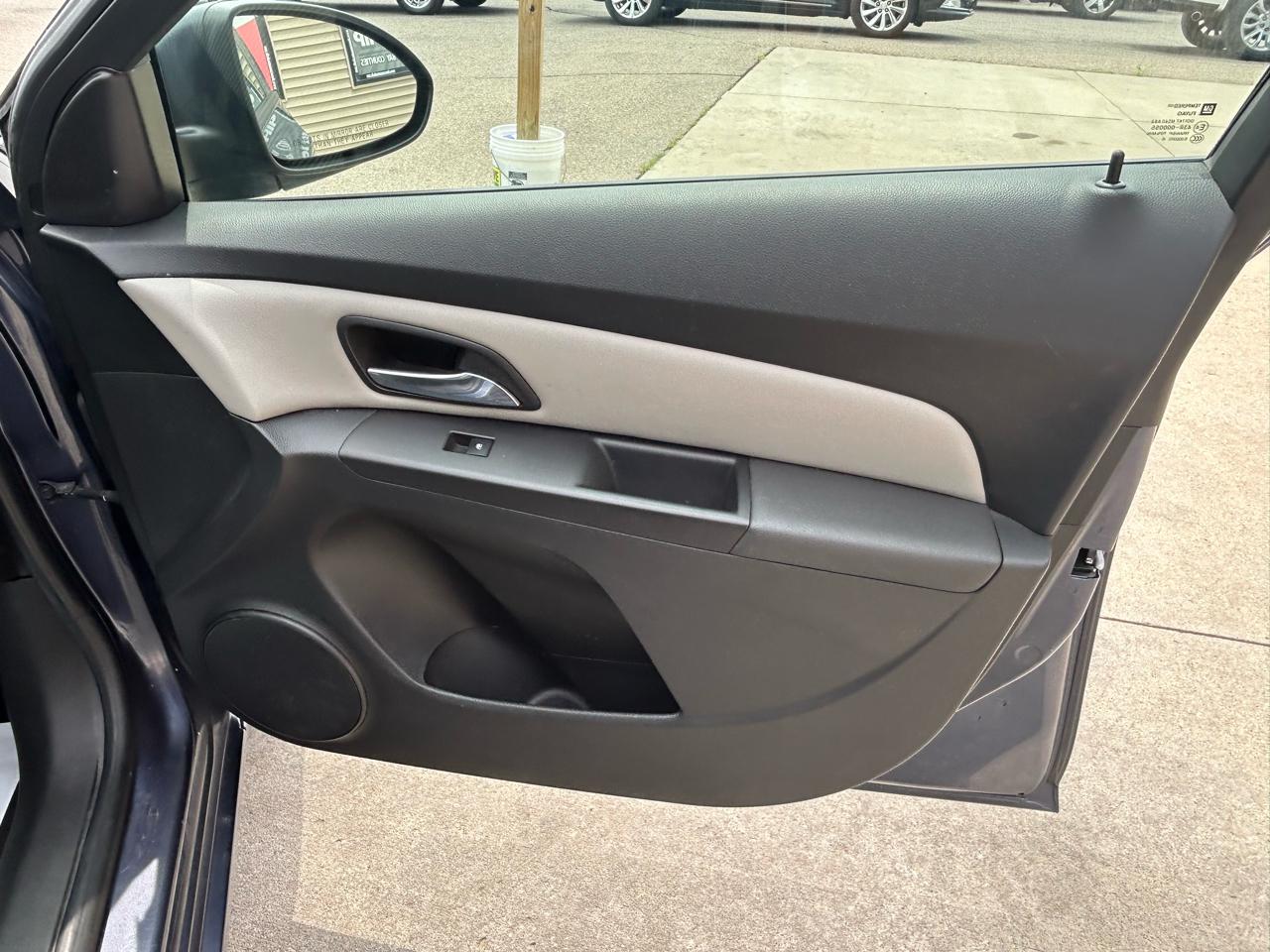 Chevrolet Cruze 4dr Sdn Auto LS 2014