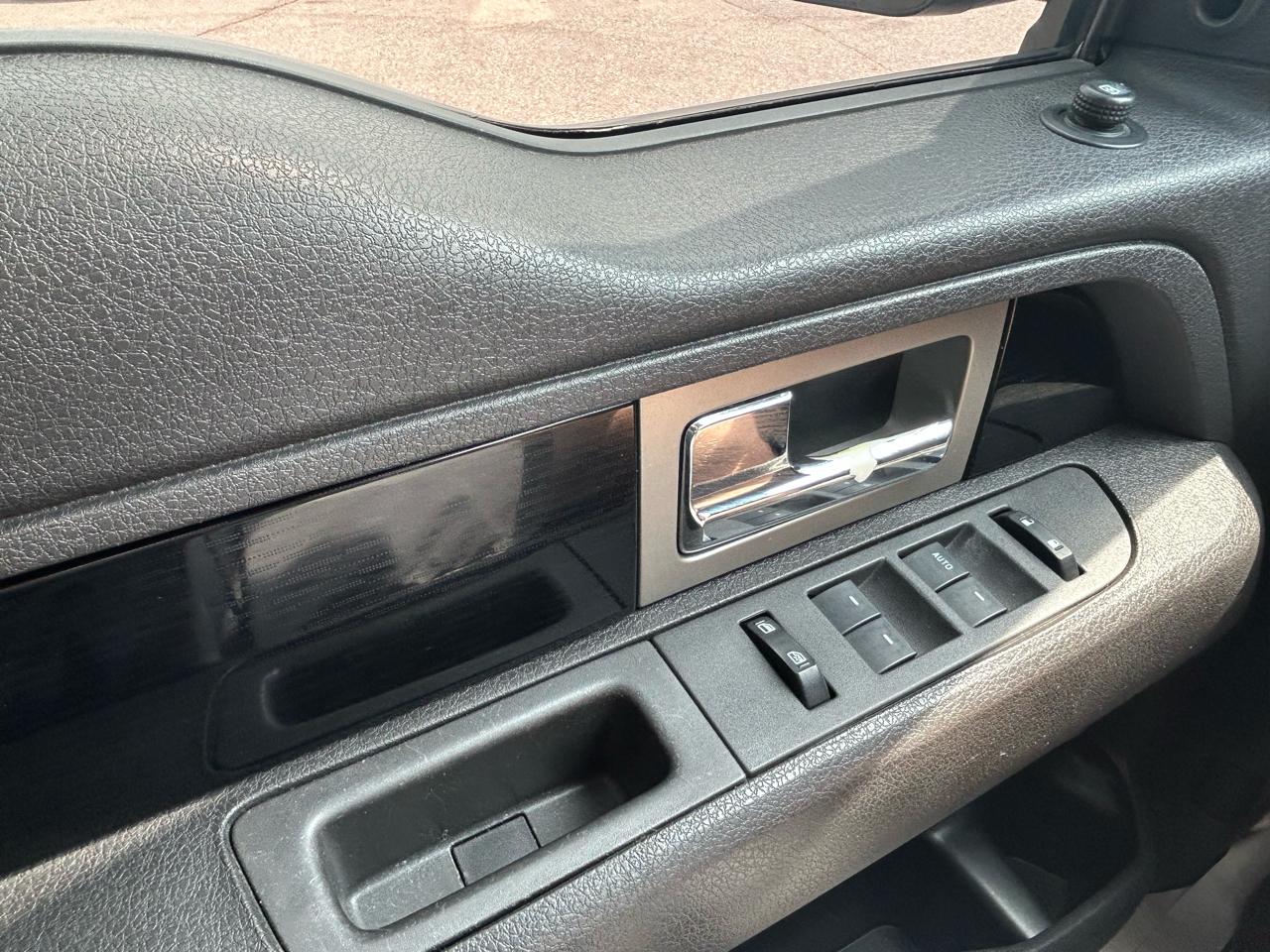Ford F-150 4WD SuperCrew 145" FX4 2010
