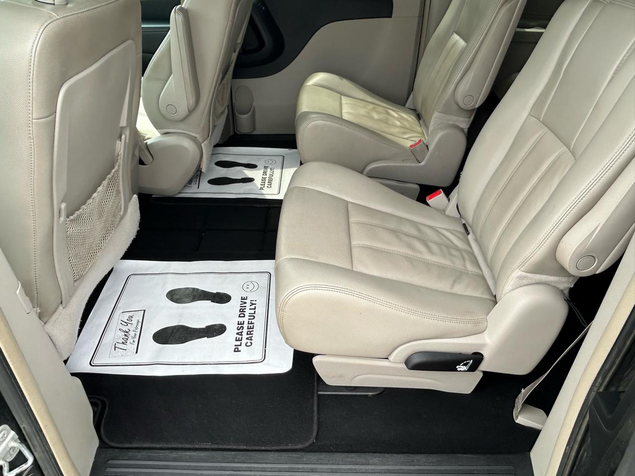 Chrysler Town & Country 4dr Wgn Touring 2014