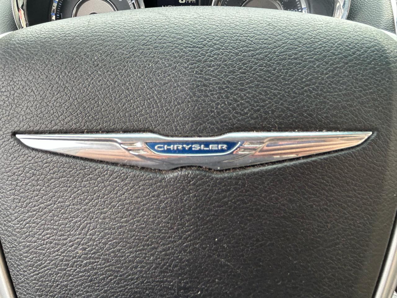 Chrysler Town & Country 4dr Wgn Touring 2014