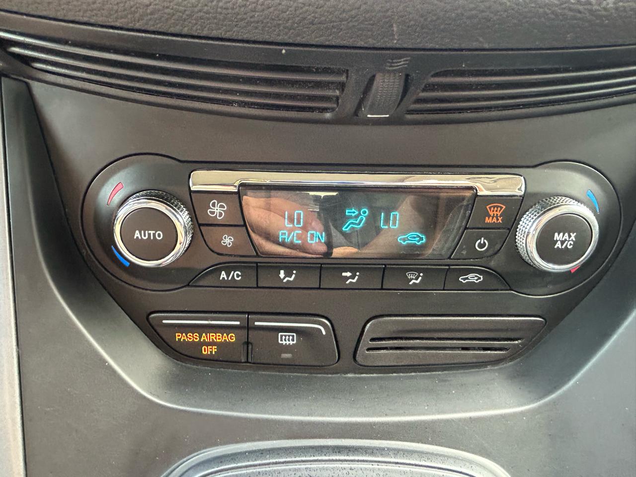 Ford Escape 4WD 4dr SE 2015