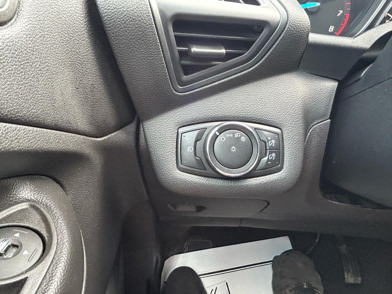 Ford Escape 4WD 4dr SE 2015