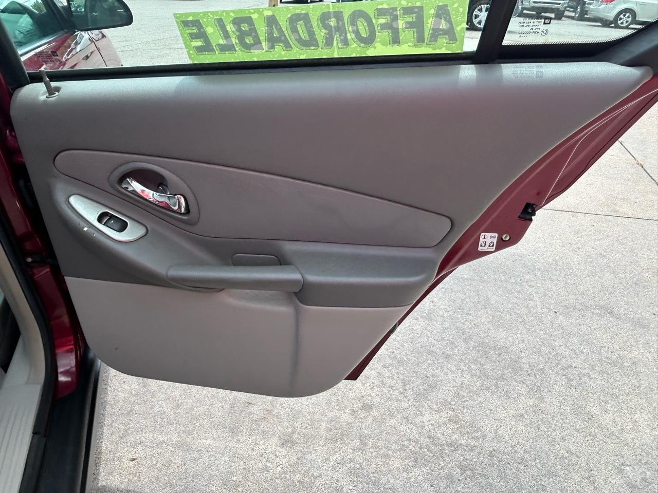 Chevrolet Malibu 4dr Sdn LS w/1LS 2006