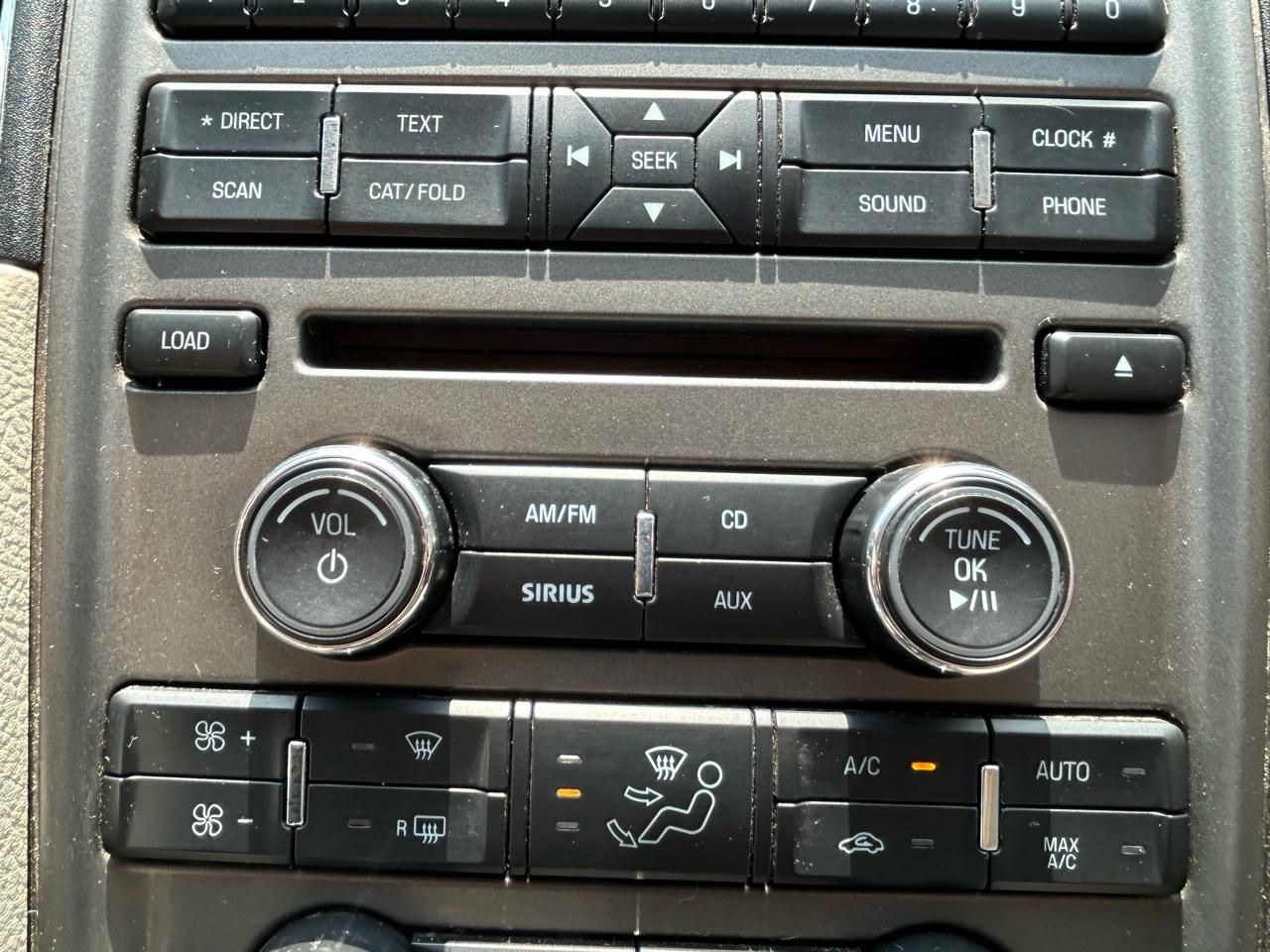 Ford Taurus 4dr Sdn SEL FWD 2011