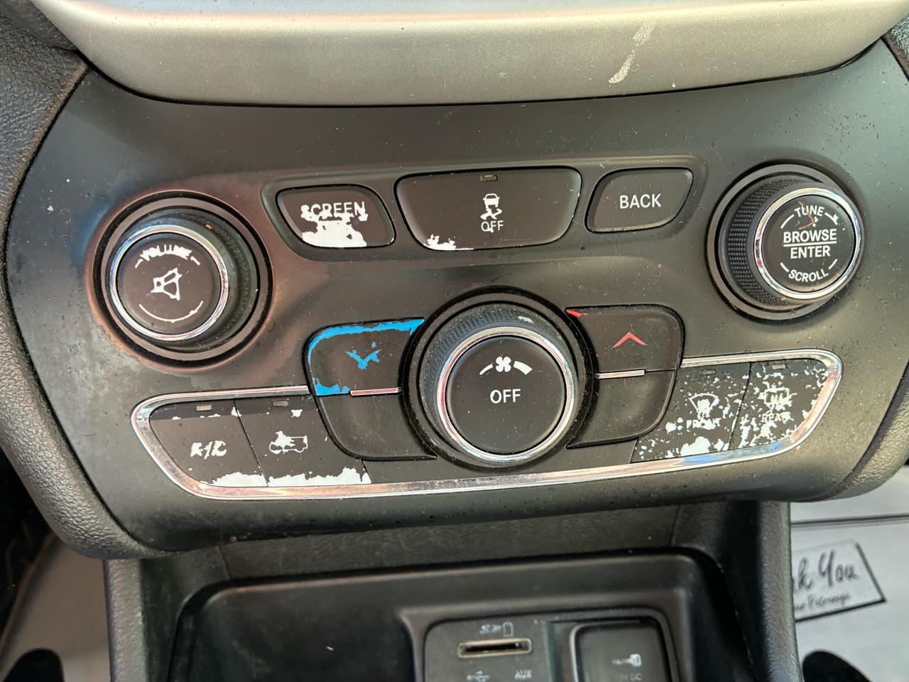 Jeep Cherokee FWD 4dr Latitude 2015