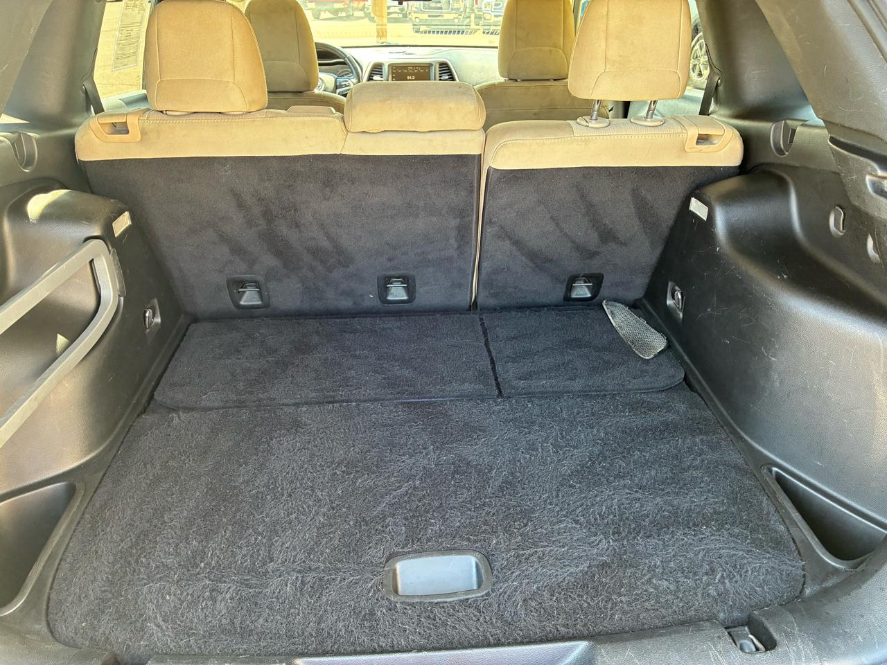Jeep Cherokee FWD 4dr Latitude 2015