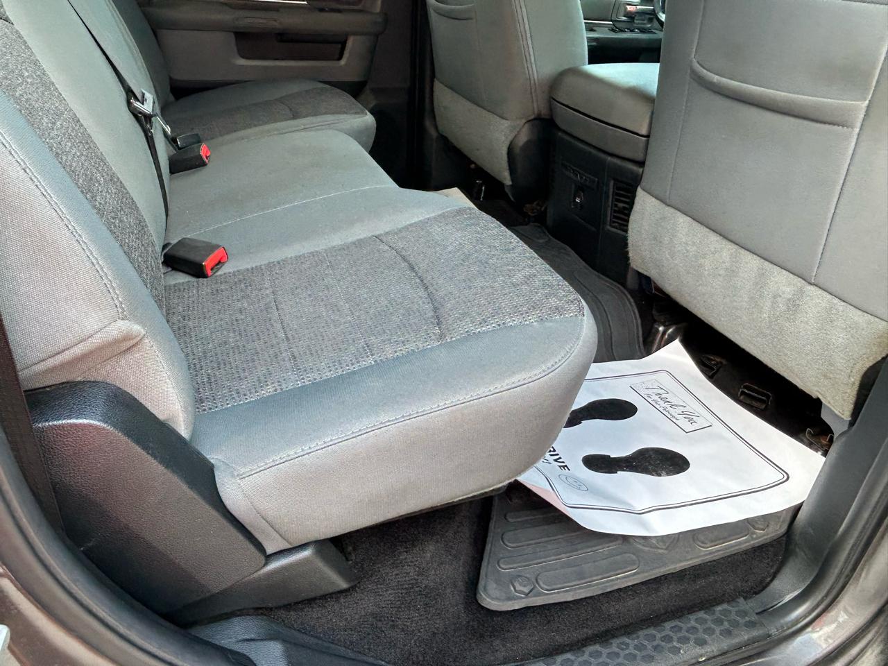 RAM 1500 4WD Crew Cab 149" Outdoorsman 2016
