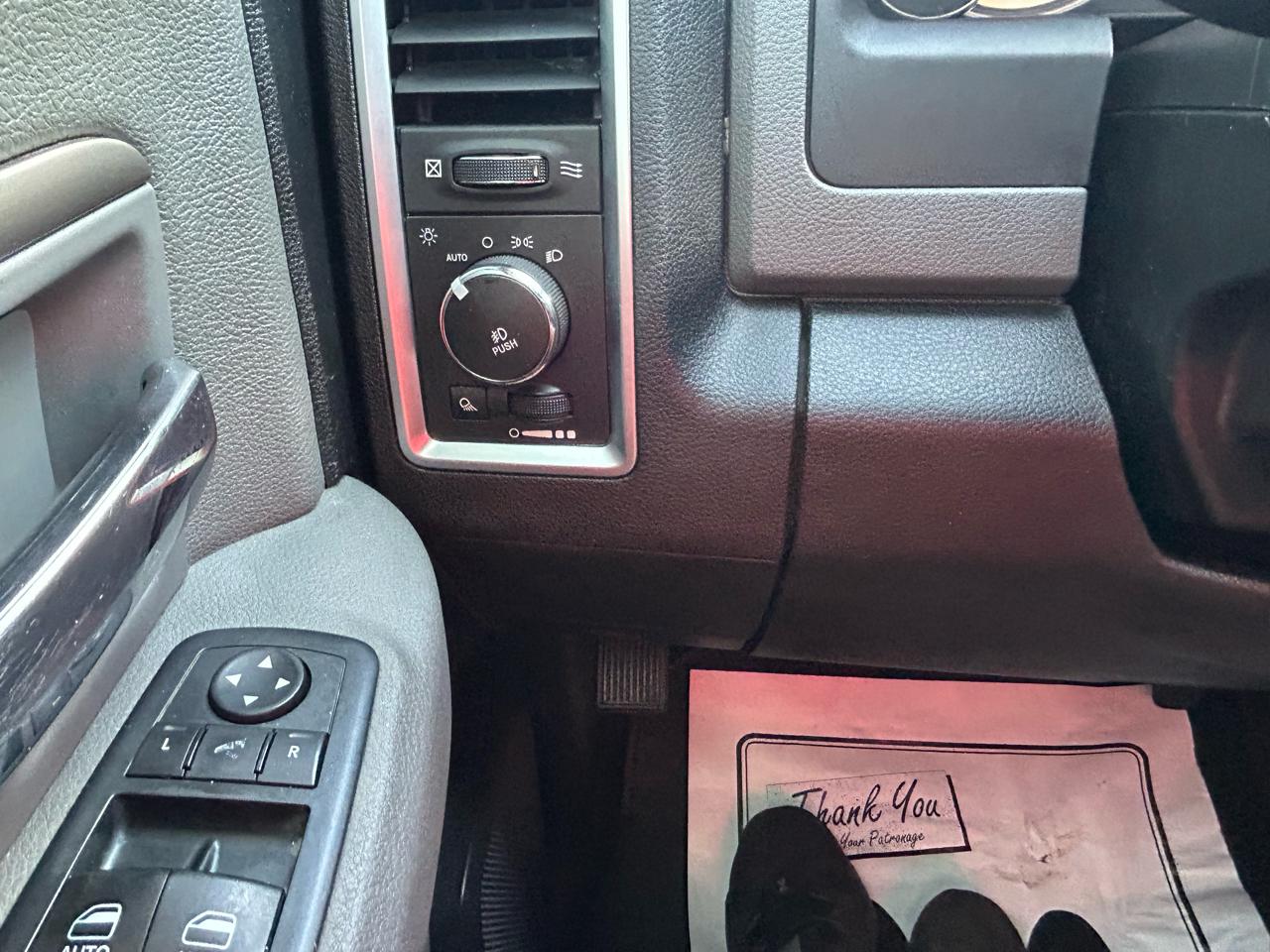 RAM 1500 4WD Crew Cab 149" Outdoorsman 2016