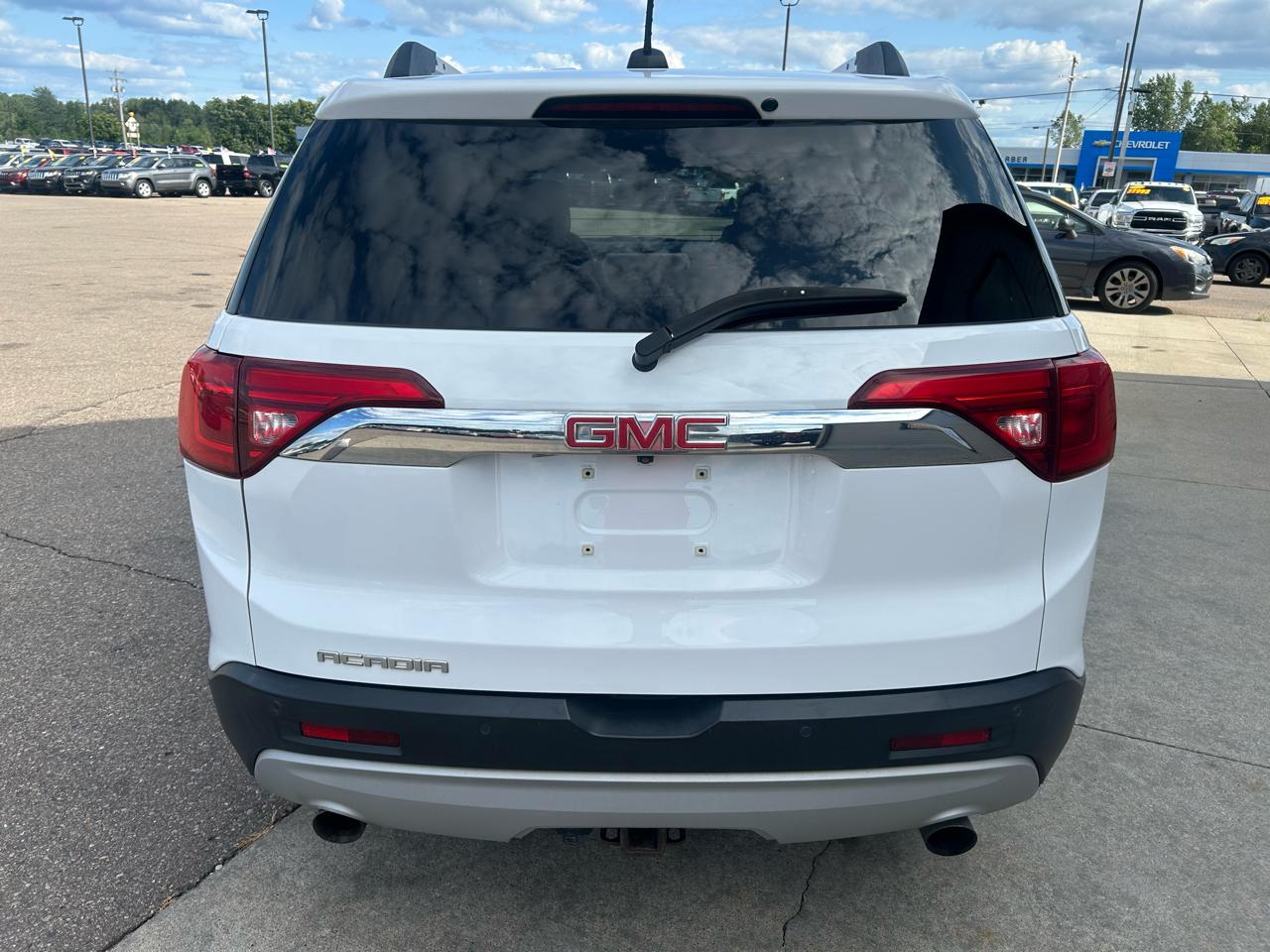 GMC Acadia FWD 4dr SLT w/SLT-1 2017