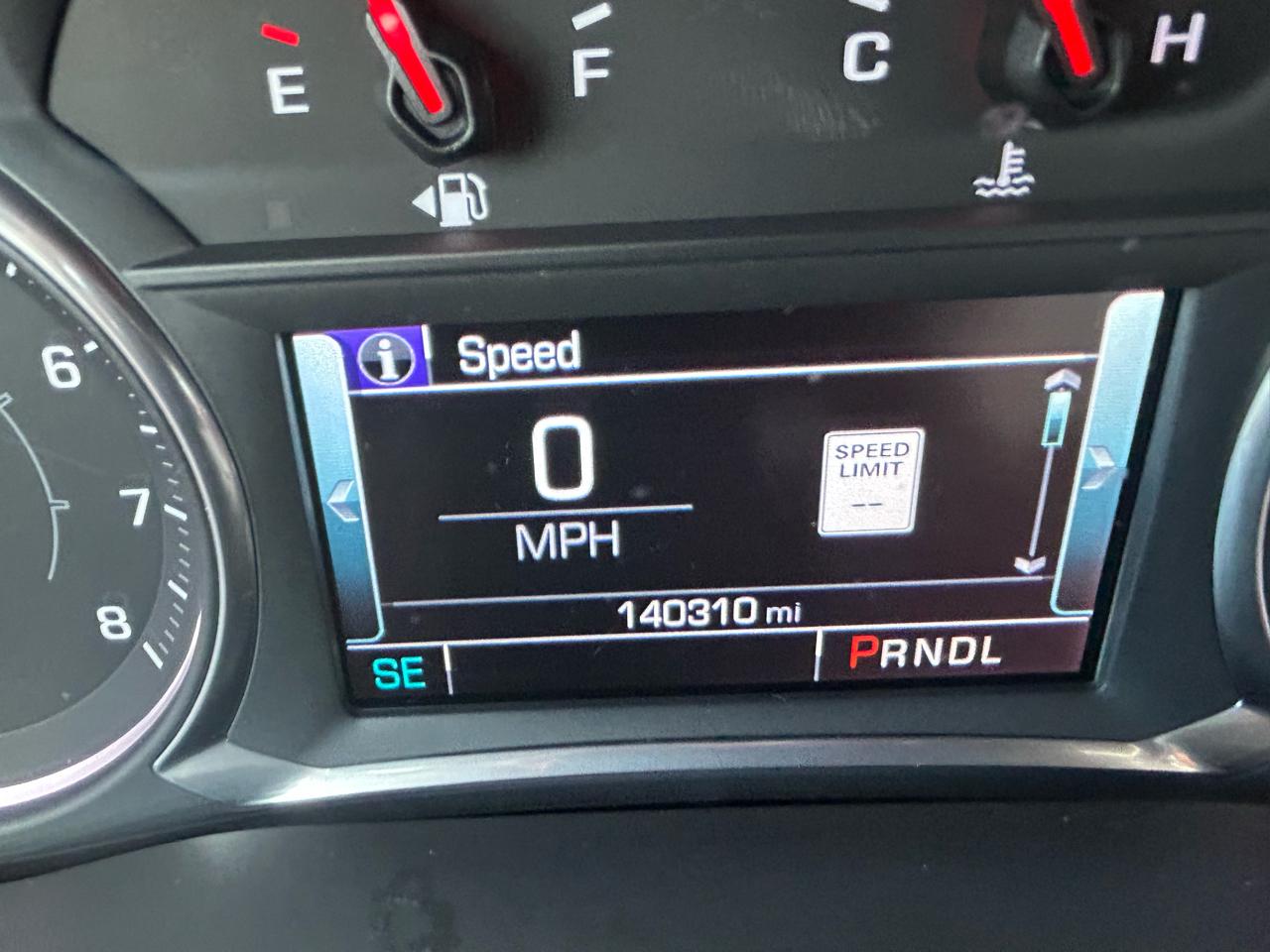 GMC Acadia FWD 4dr SLT w/SLT-1 2017