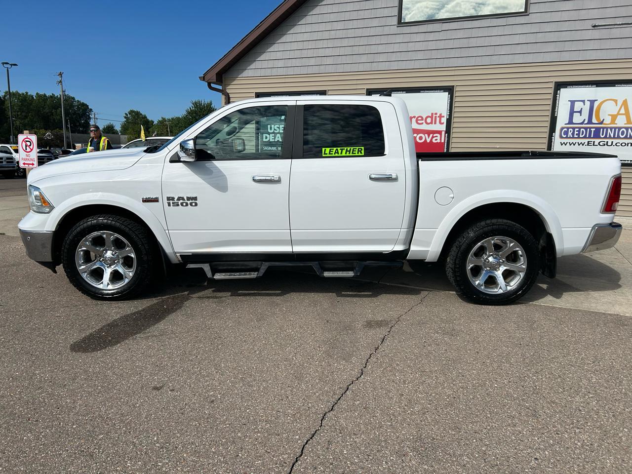 RAM 1500 Laramie 4x4 Crew Cab 5'7" Box 2018
