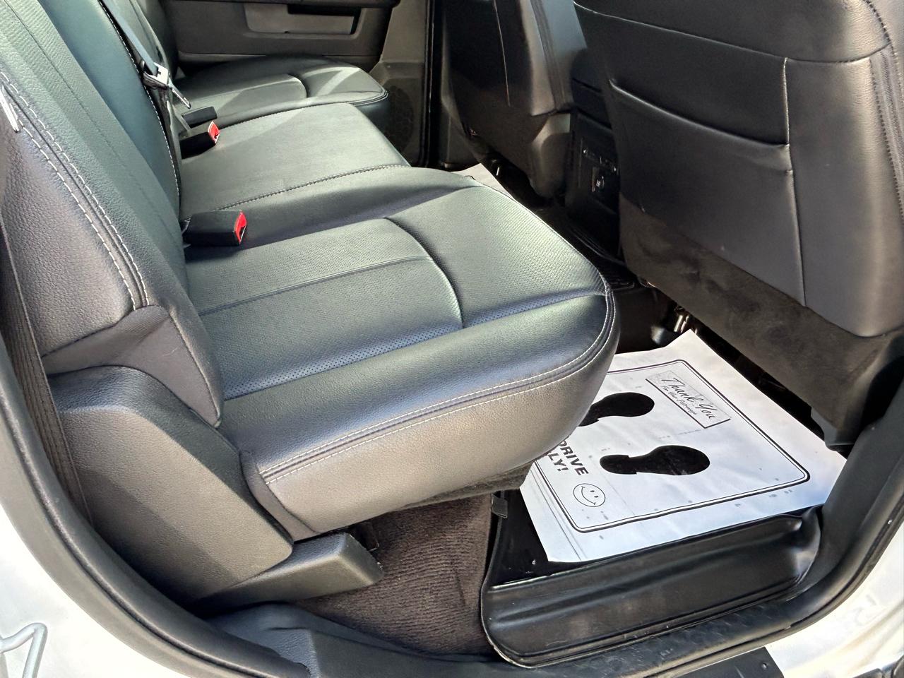 RAM 1500 Laramie 4x4 Crew Cab 5'7" Box 2018