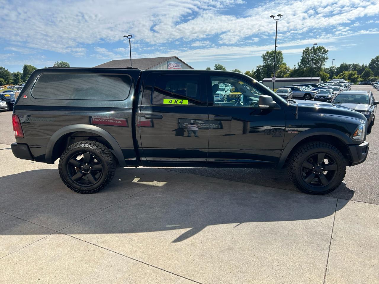 RAM 1500 Classic Warlock 4x4 Crew Cab 5'7" Box 2020