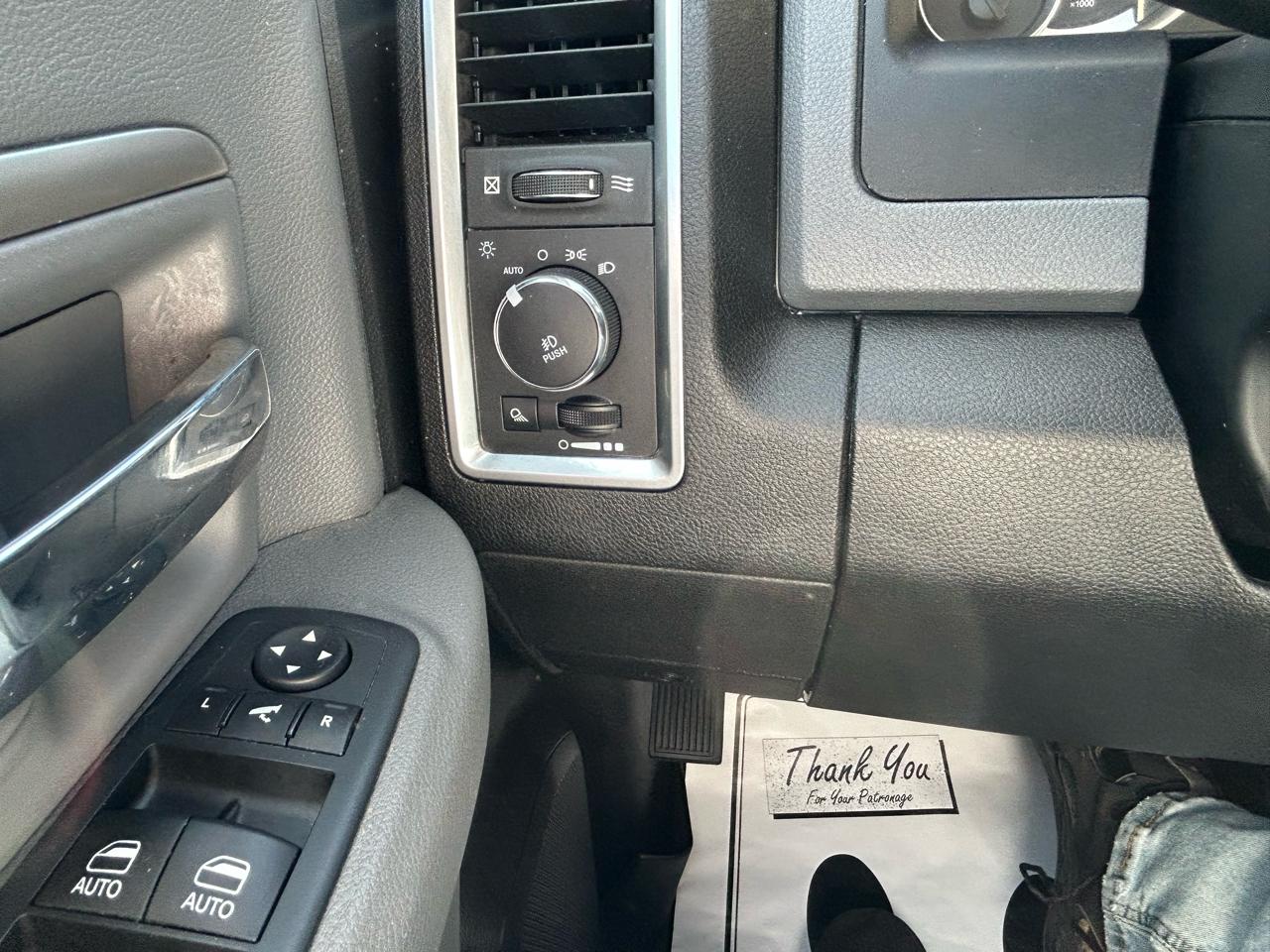 RAM 1500 Classic Warlock 4x4 Crew Cab 5'7" Box 2020