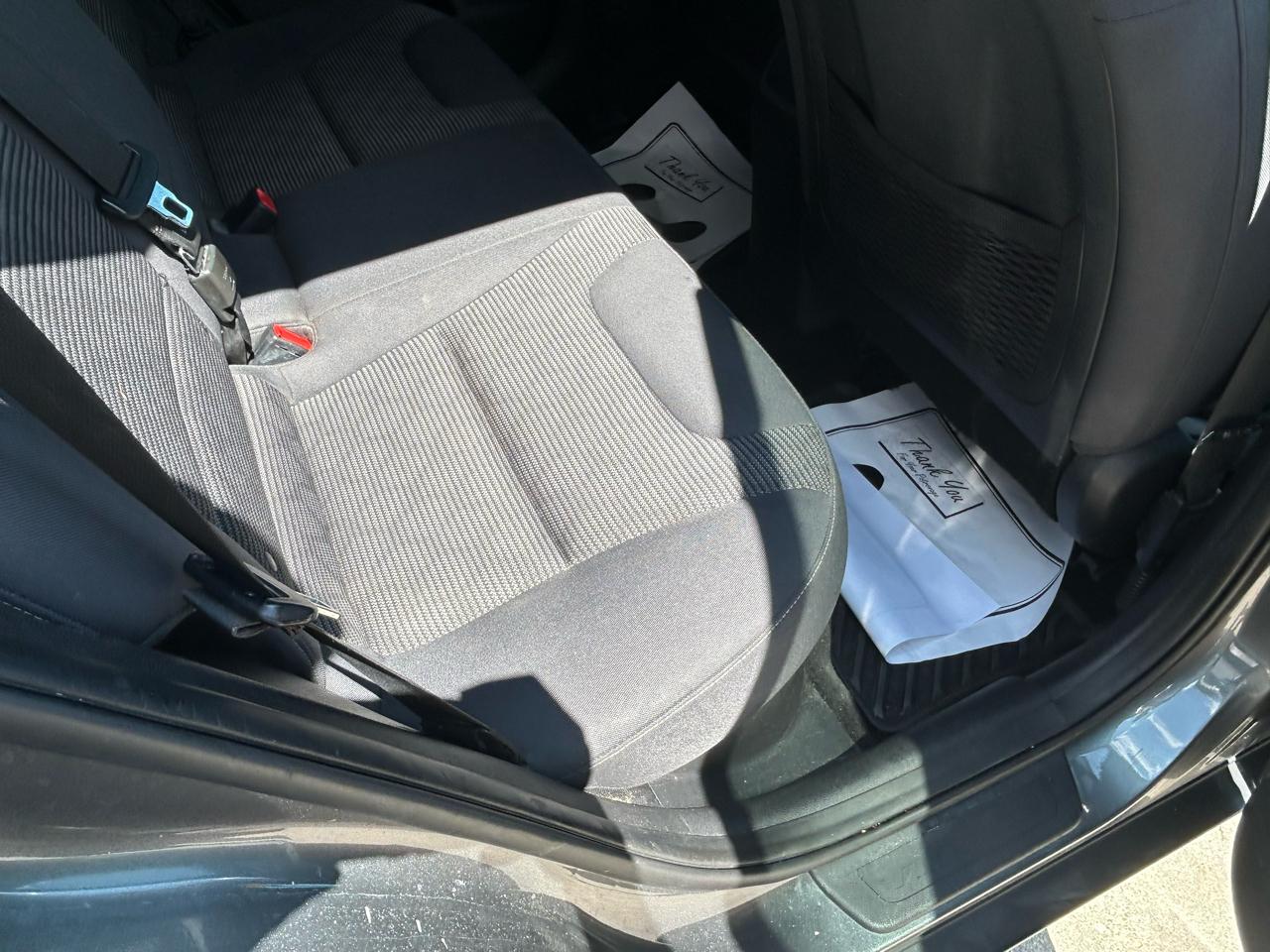 Kia Niro LX FWD 2017