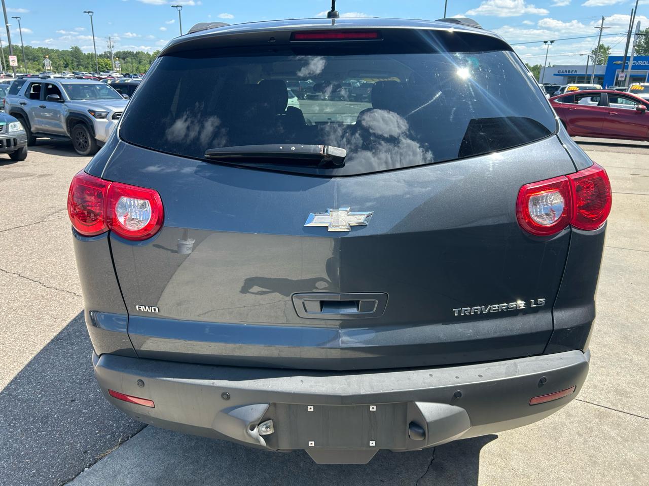Chevrolet Traverse AWD 4dr LS 2011