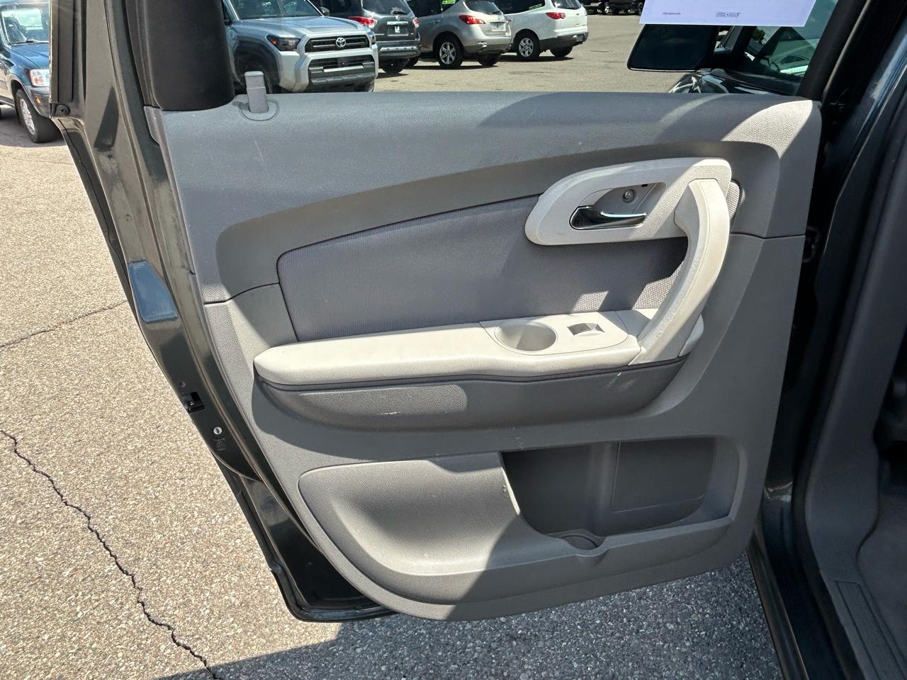 Chevrolet Traverse AWD 4dr LS 2011