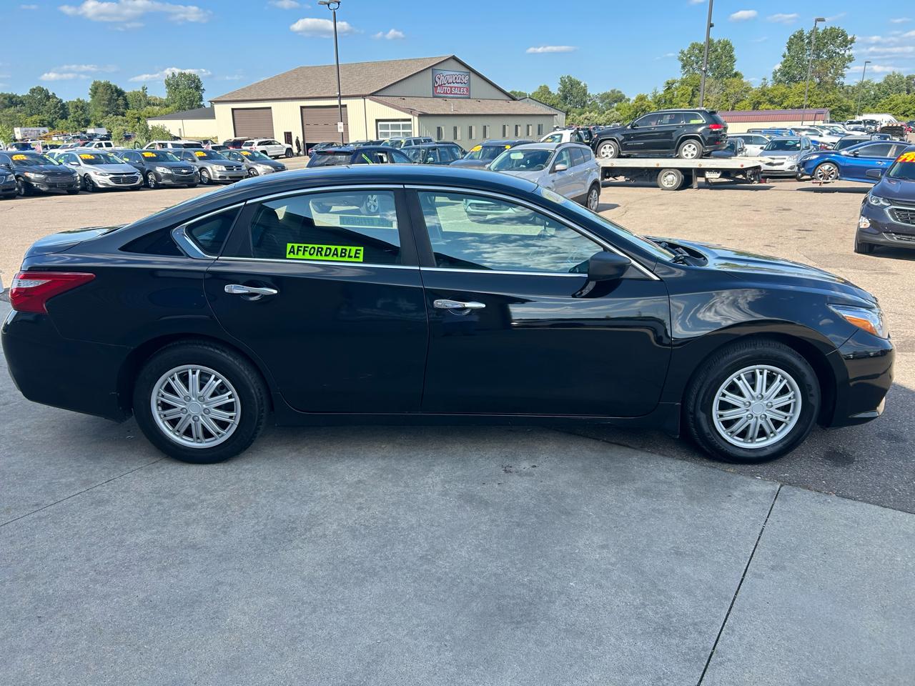 Nissan Altima 4dr Sdn I4 2.5 2016