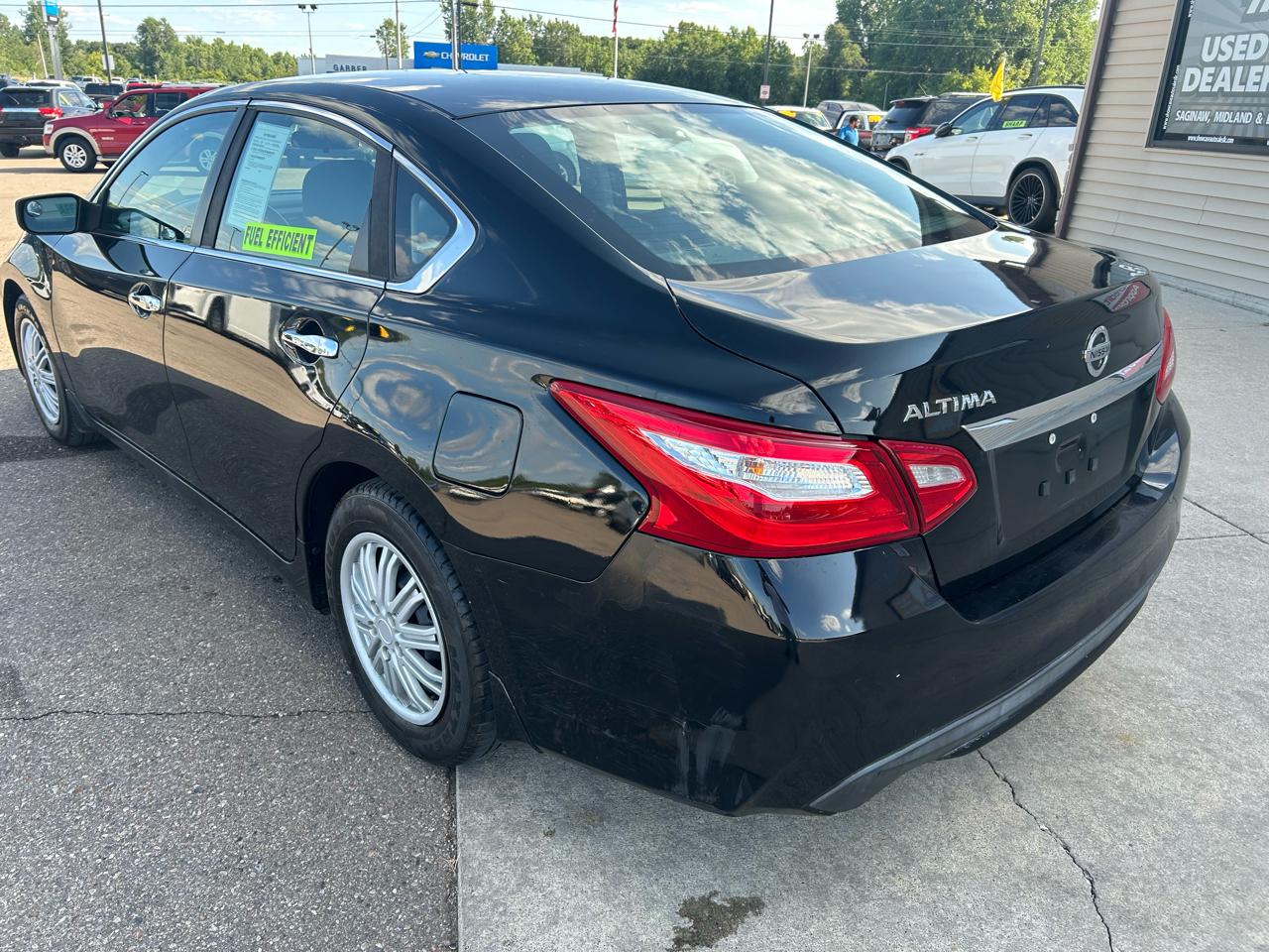 Nissan Altima 4dr Sdn I4 2.5 2016