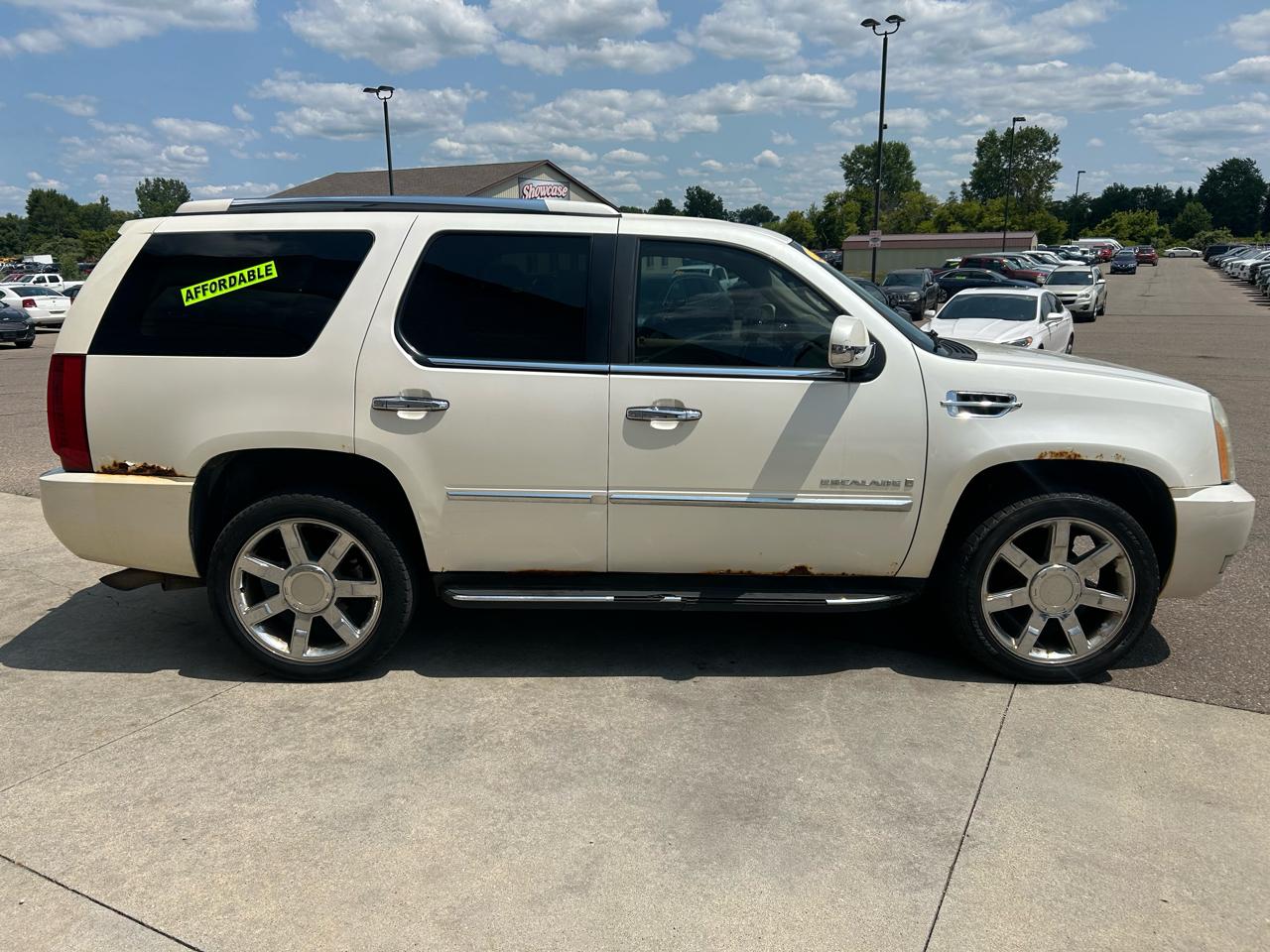 Cadillac Escalade AWD 4dr 2007