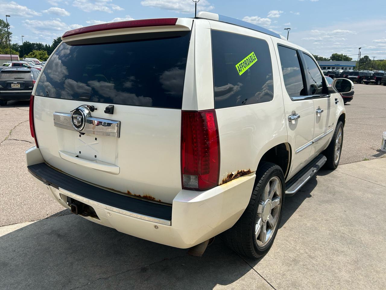 Cadillac Escalade AWD 4dr 2007
