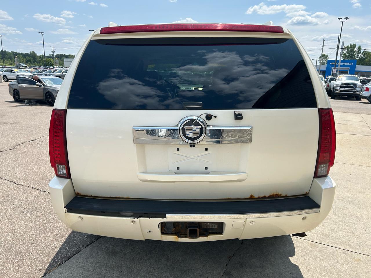 Cadillac Escalade AWD 4dr 2007