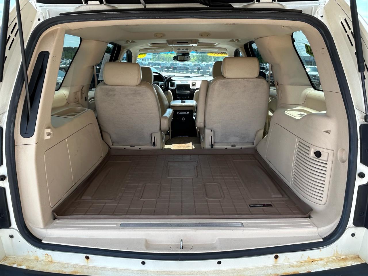 Cadillac Escalade AWD 4dr 2007
