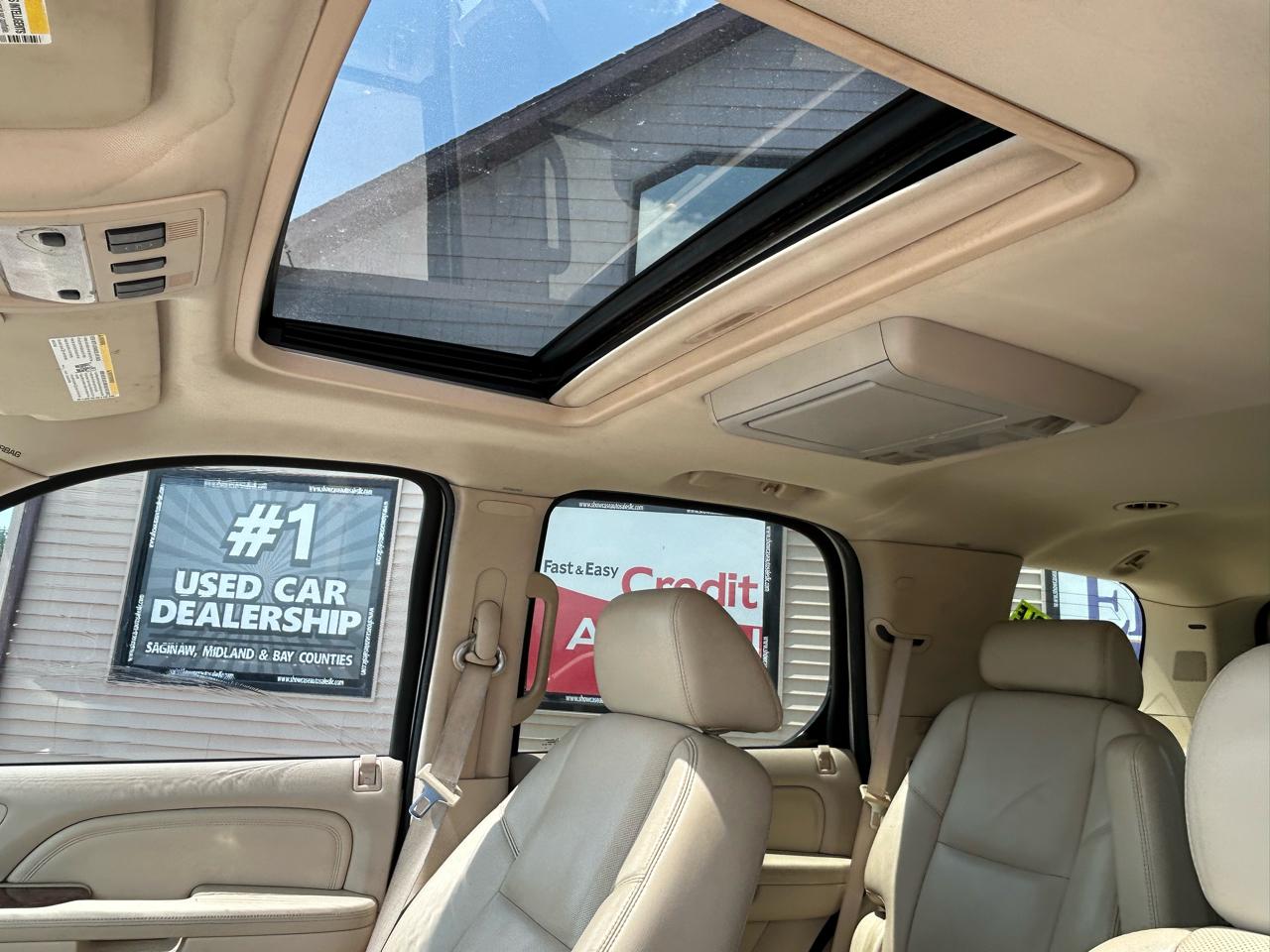 Cadillac Escalade AWD 4dr 2007