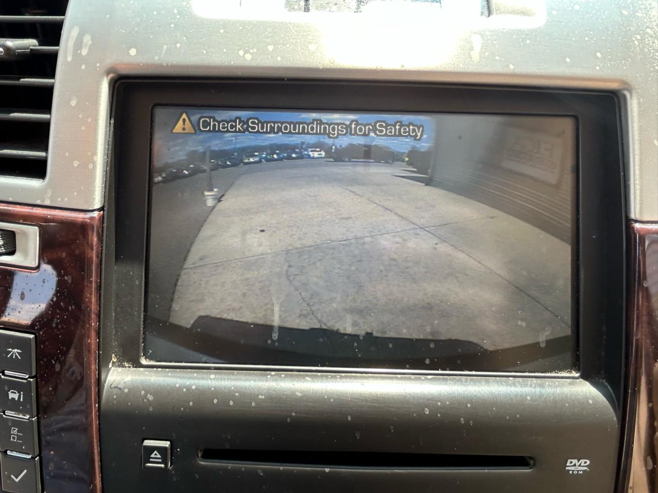 Cadillac Escalade AWD 4dr 2007