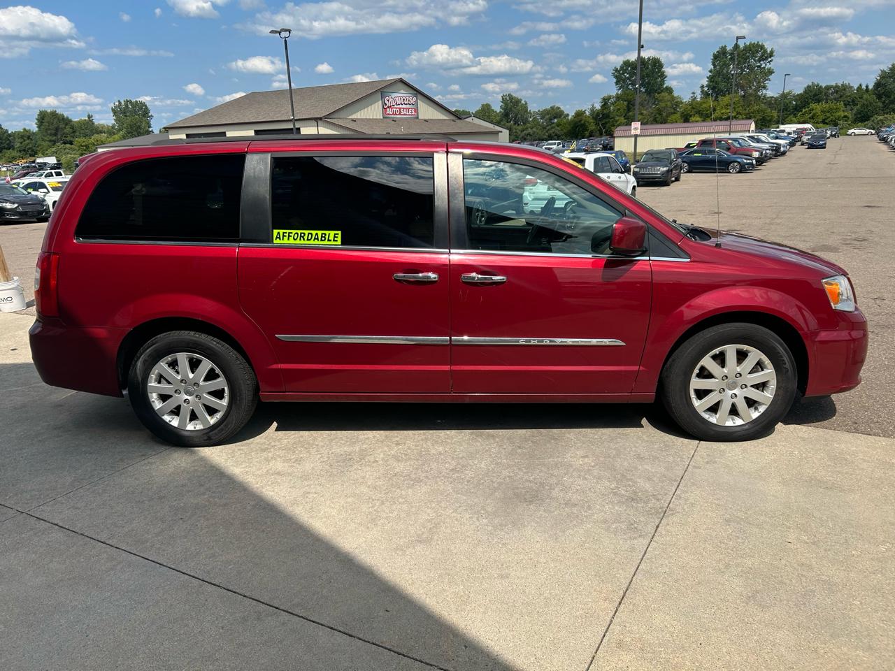 Chrysler Town & Country 4dr Wgn Touring 2016