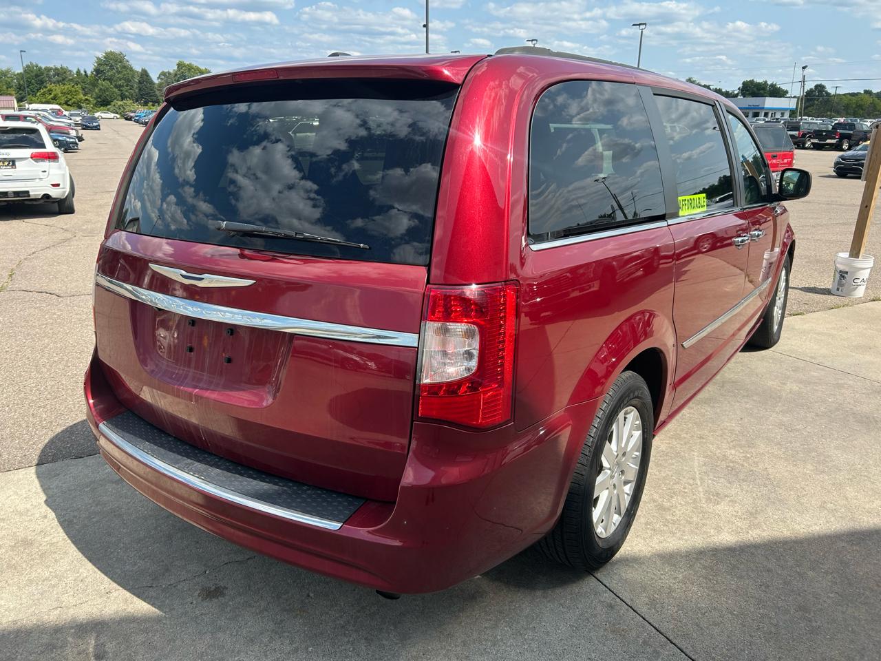 Chrysler Town & Country 4dr Wgn Touring 2016
