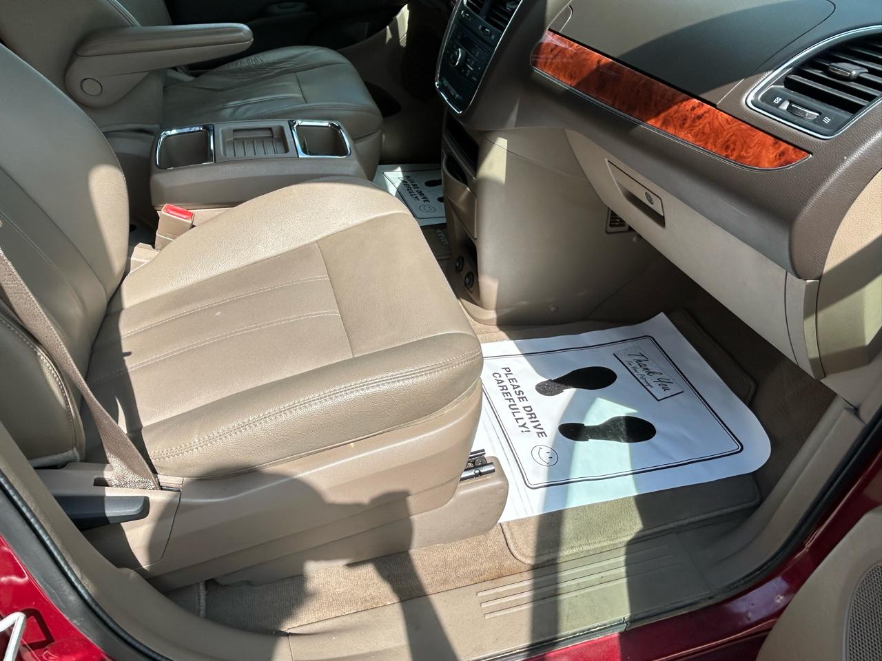 Chrysler Town & Country 4dr Wgn Touring 2016
