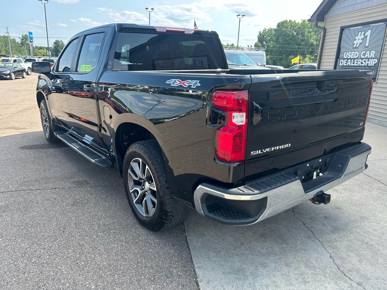 Chevrolet Silverado 1500 4WD Crew Cab 147" LT w/2FL 2022