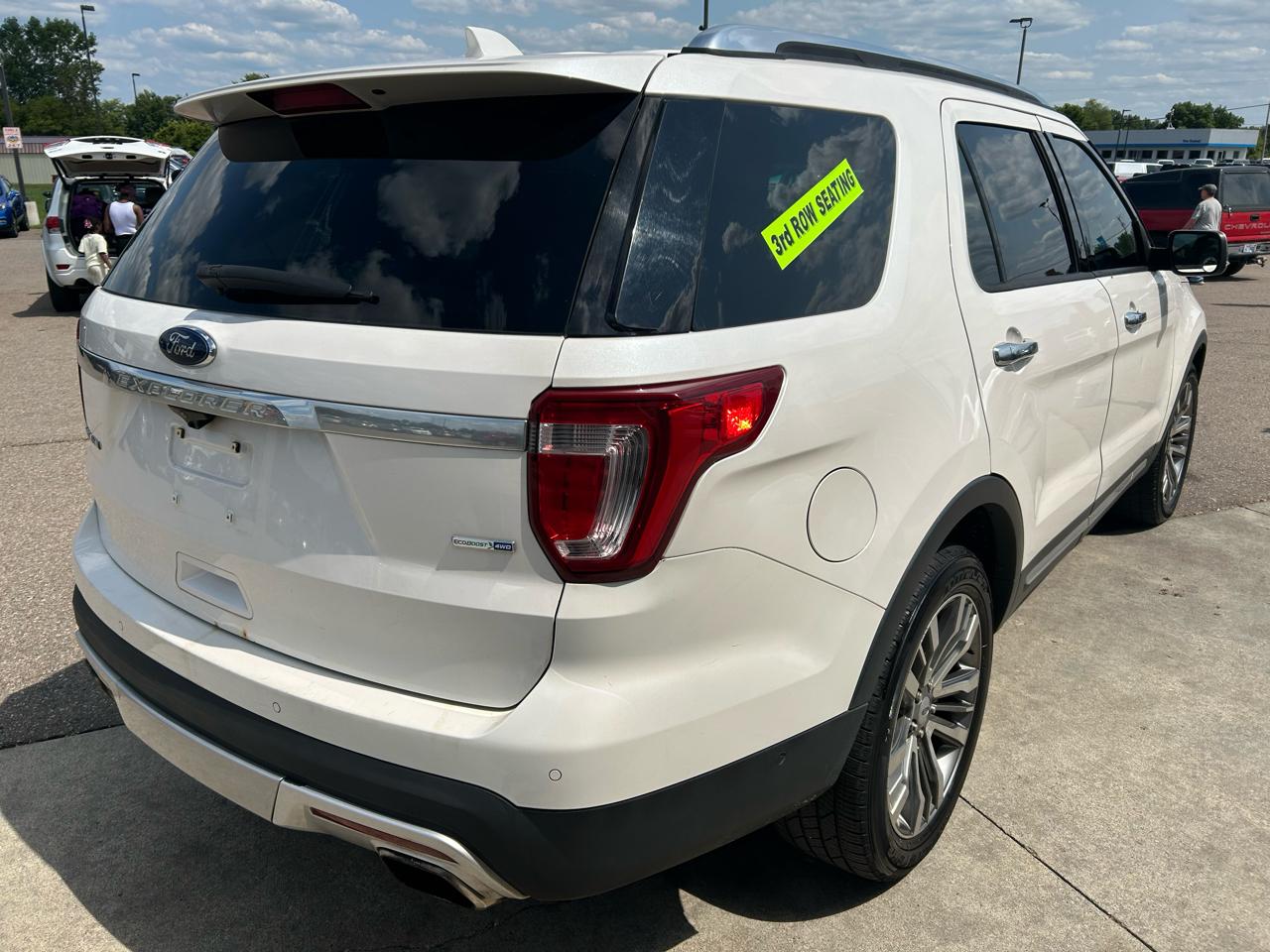 Ford Explorer 4WD 4dr Platinum 2016