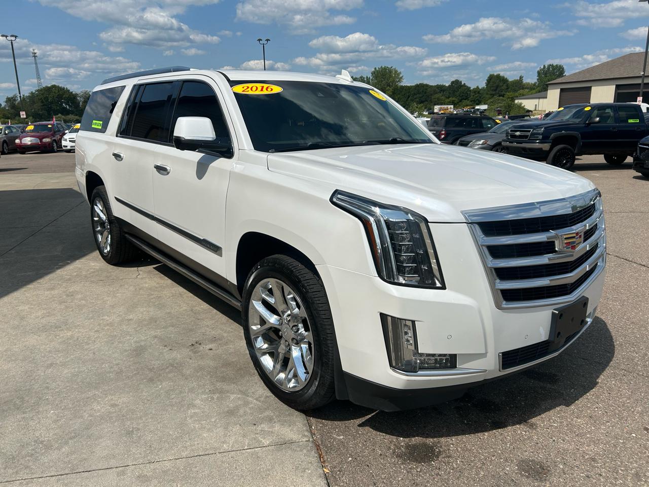 Cadillac Escalade ESV 4WD 4dr Premium Collection 2016
