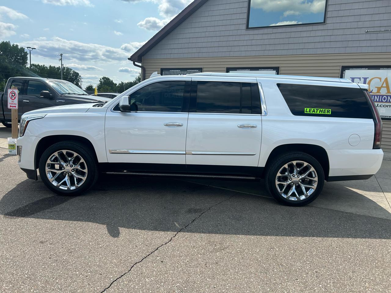 Cadillac Escalade ESV 4WD 4dr Premium Collection 2016