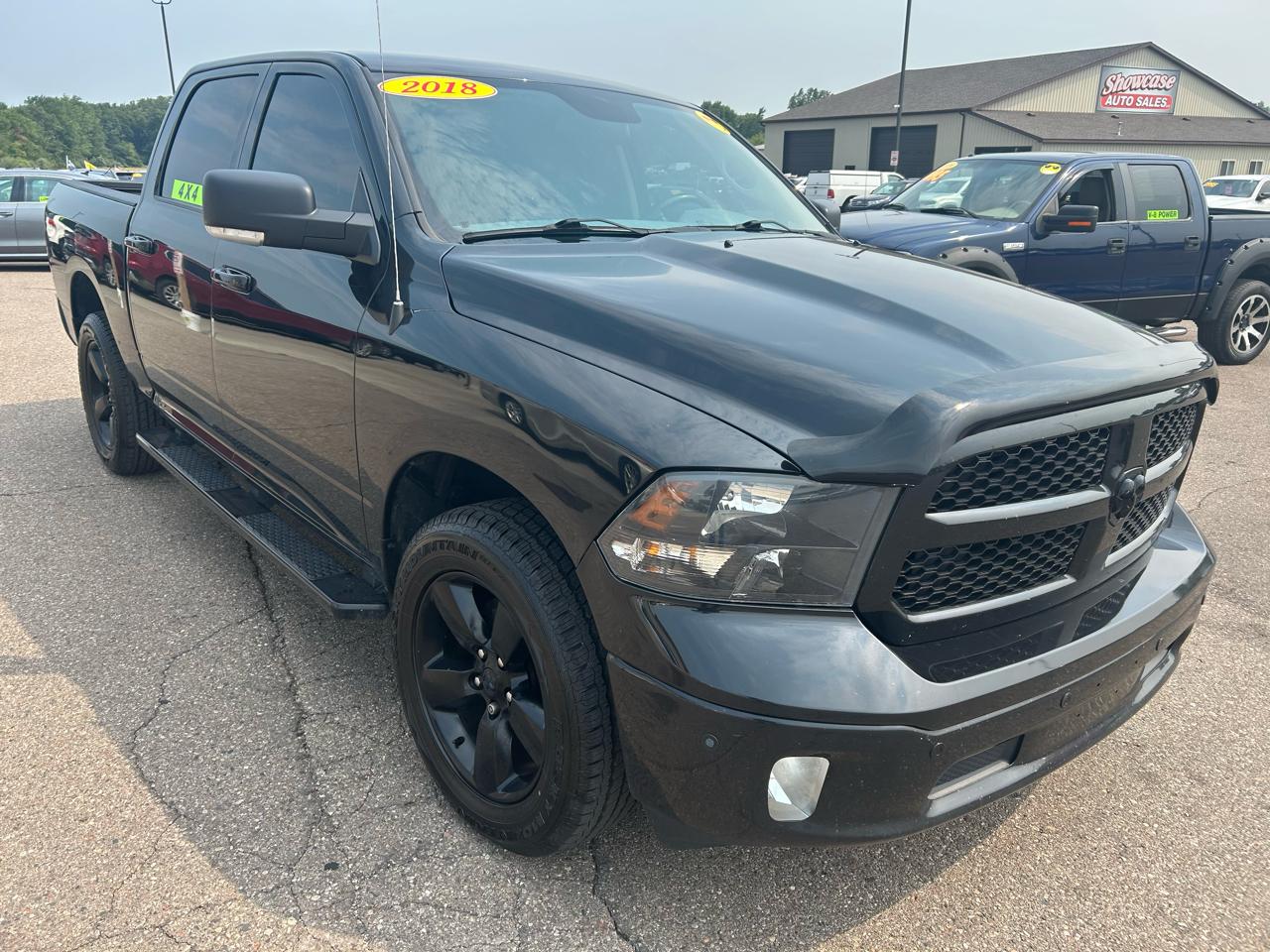 RAM 1500 Big Horn 4x4 Crew Cab 5'7" Box 2018