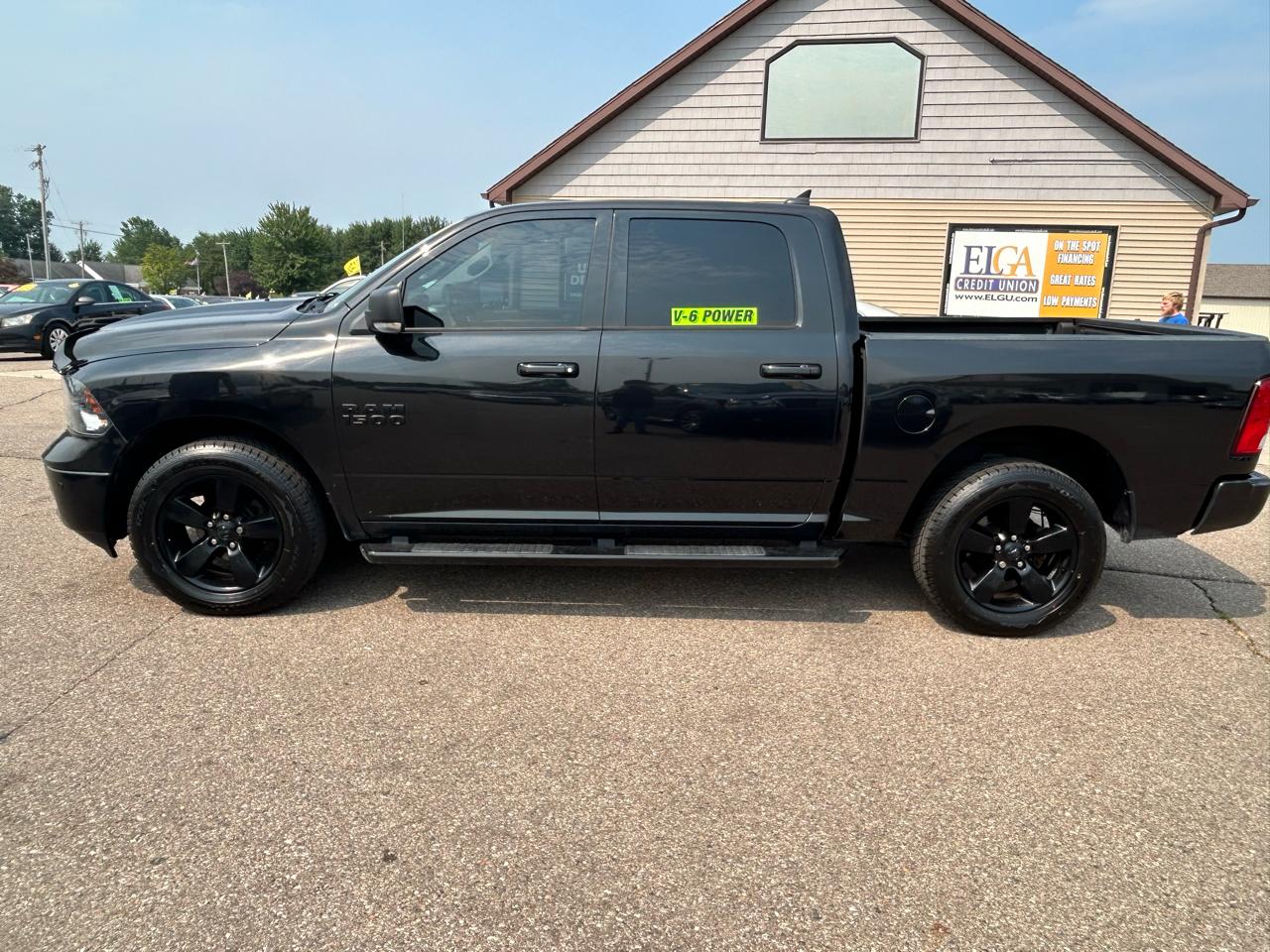 RAM 1500 Big Horn 4x4 Crew Cab 5'7" Box 2018