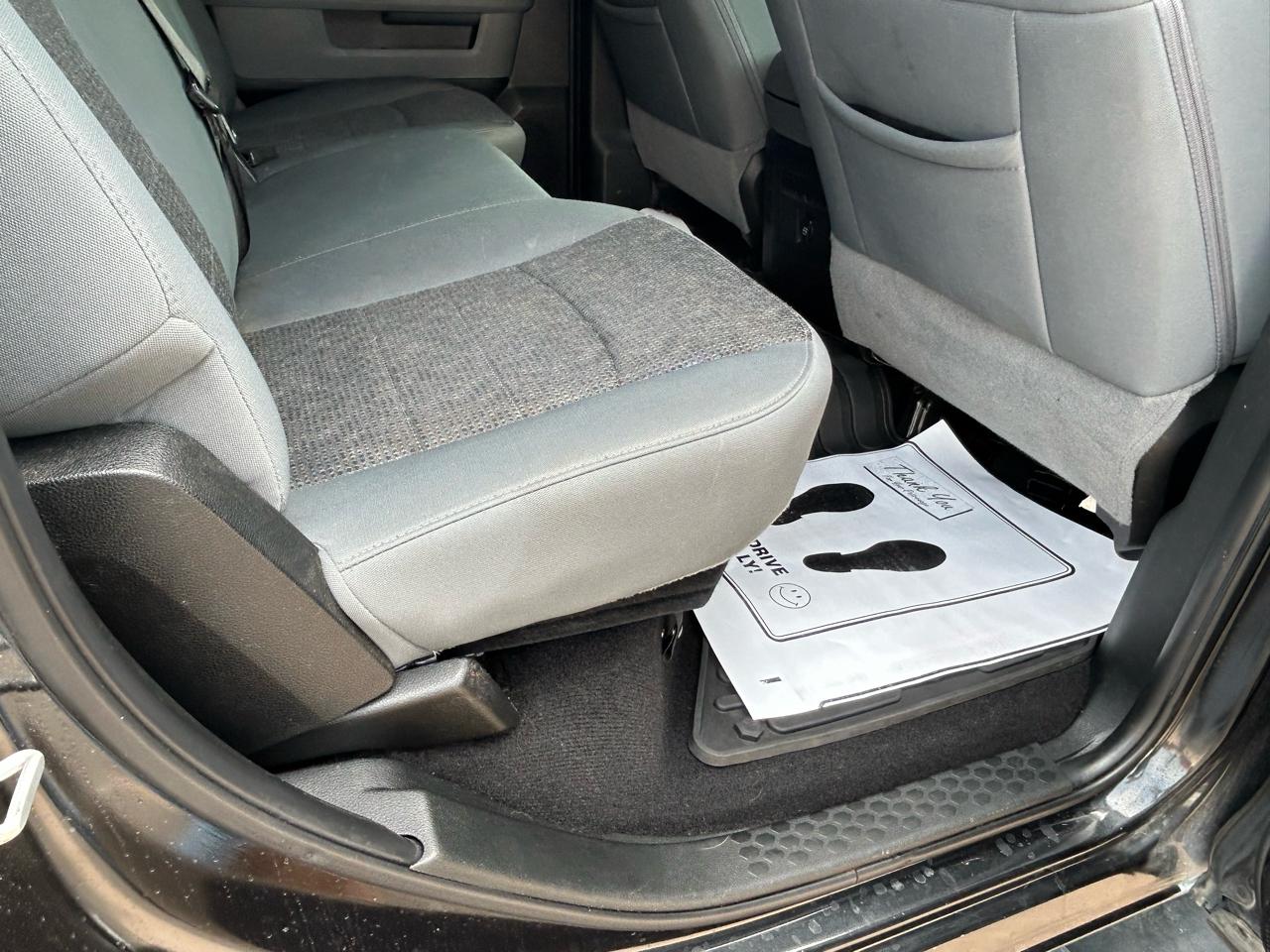 RAM 1500 Big Horn 4x4 Crew Cab 5'7" Box 2018